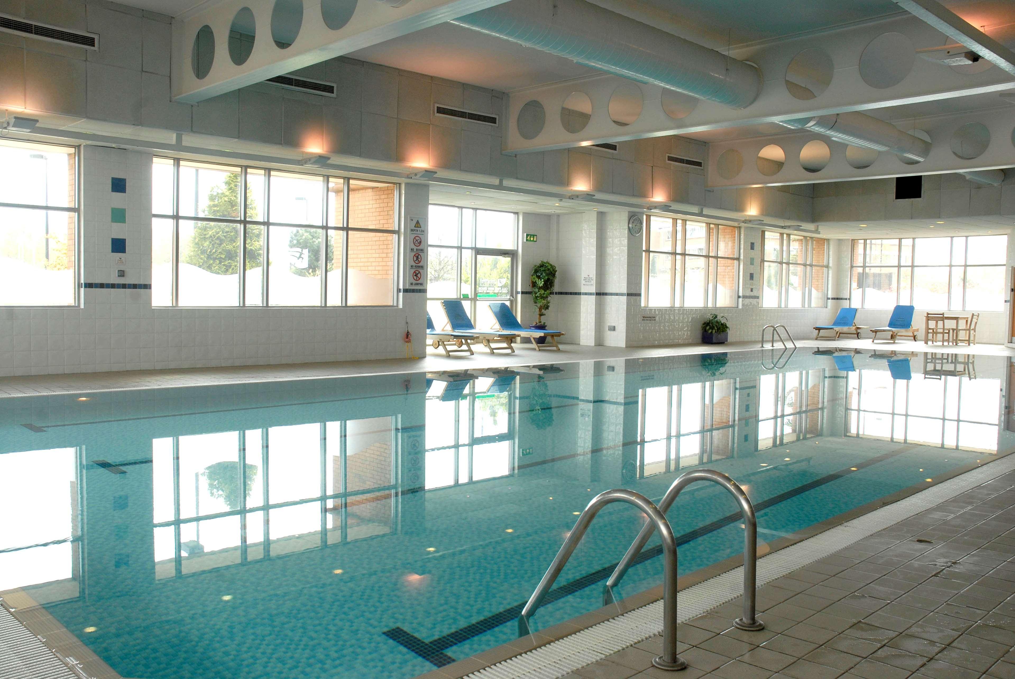 Doubletree By Hilton Glasgow Strathclyde Белсхилл Экстерьер фото