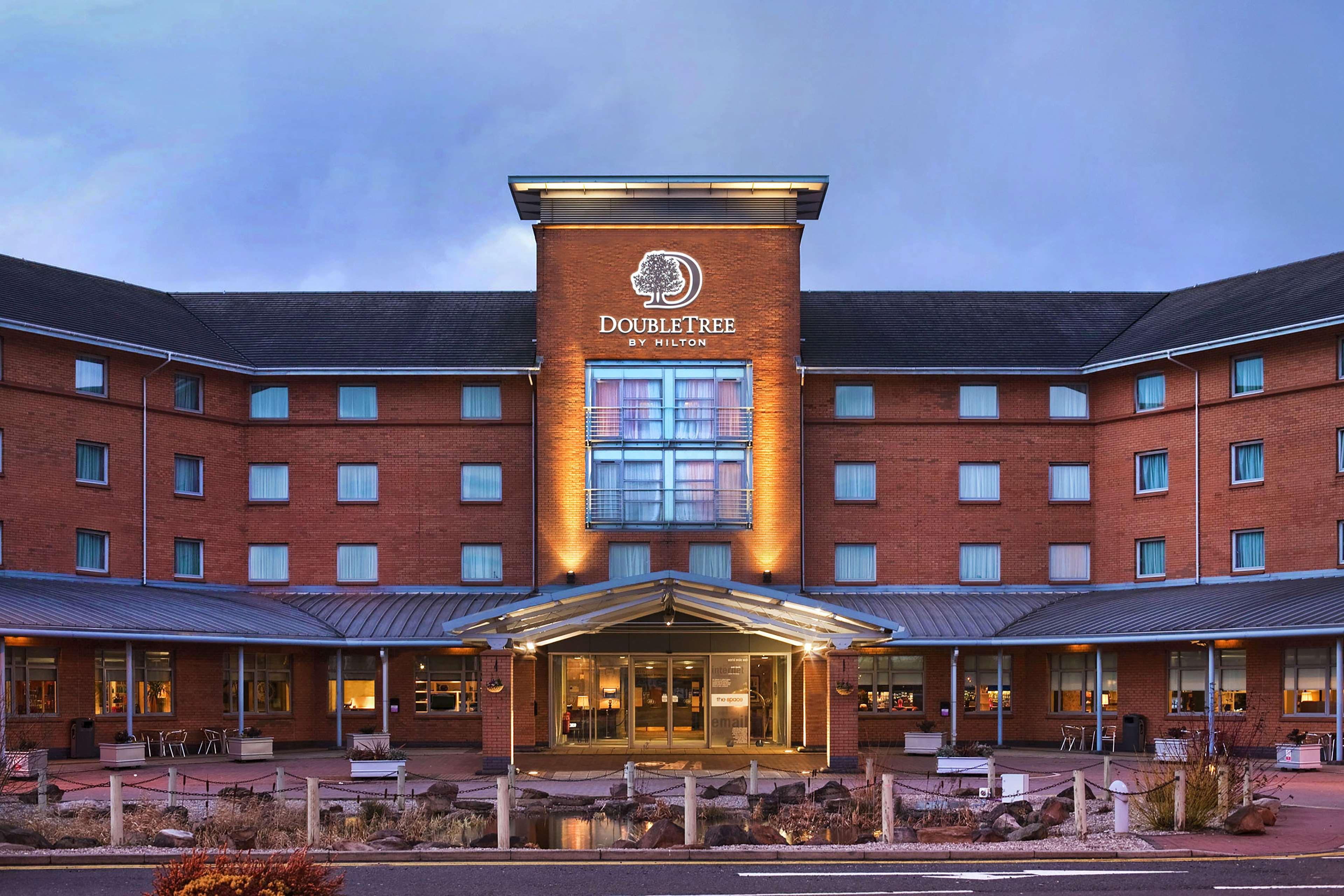 Doubletree By Hilton Glasgow Strathclyde Белсхилл Экстерьер фото