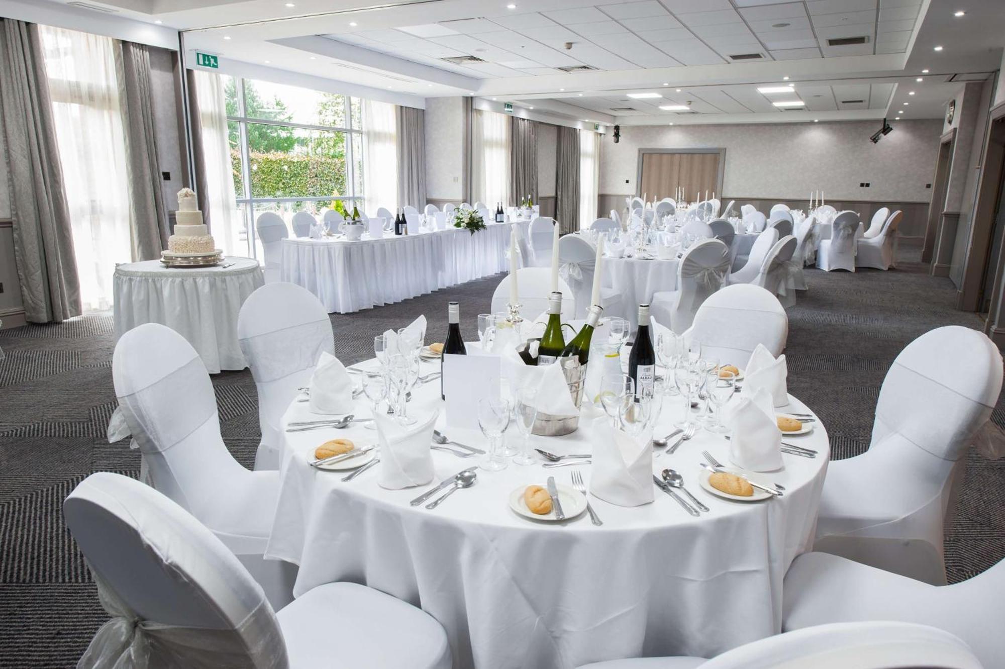 Doubletree By Hilton Glasgow Strathclyde Белсхилл Экстерьер фото