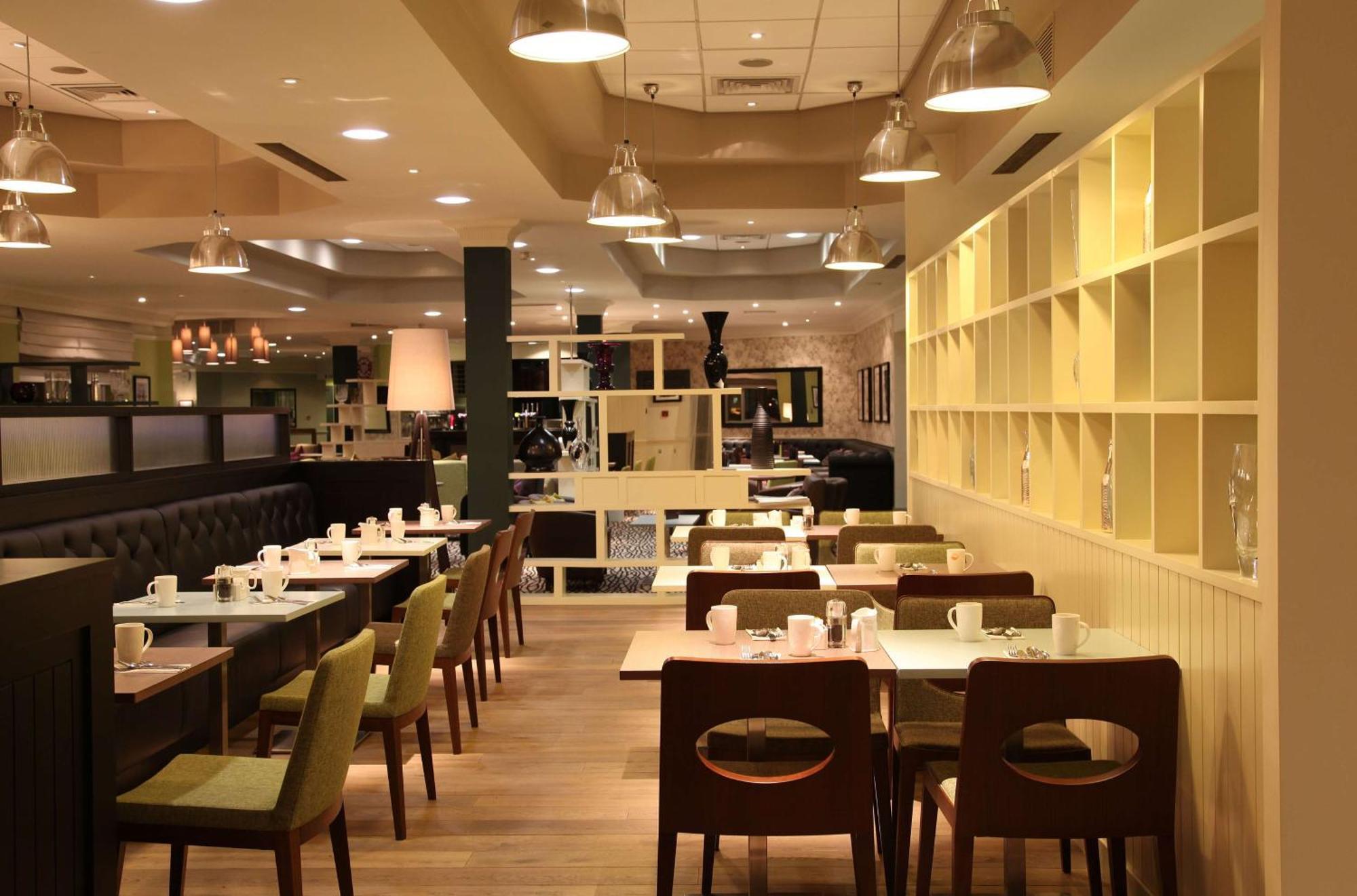 Doubletree By Hilton Glasgow Strathclyde Белсхилл Экстерьер фото